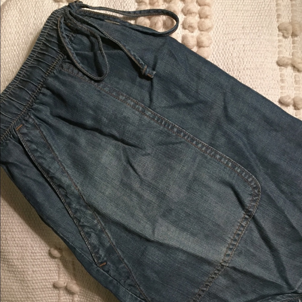 Cloth and stone skirt - Picture 1 of 4